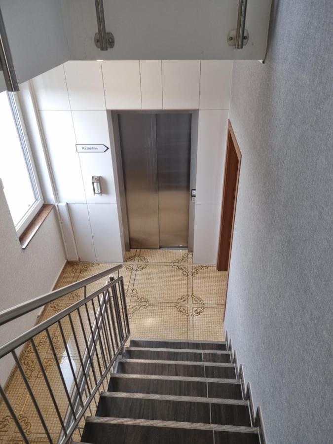 Hotel Pasa Paradies Kostenlose Parkplaetze Ханау-на-Майне Экстерьер фото